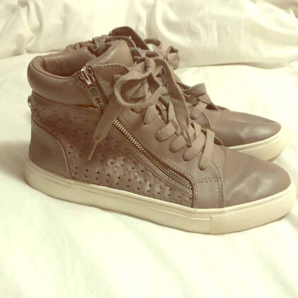Steve Madden high tops